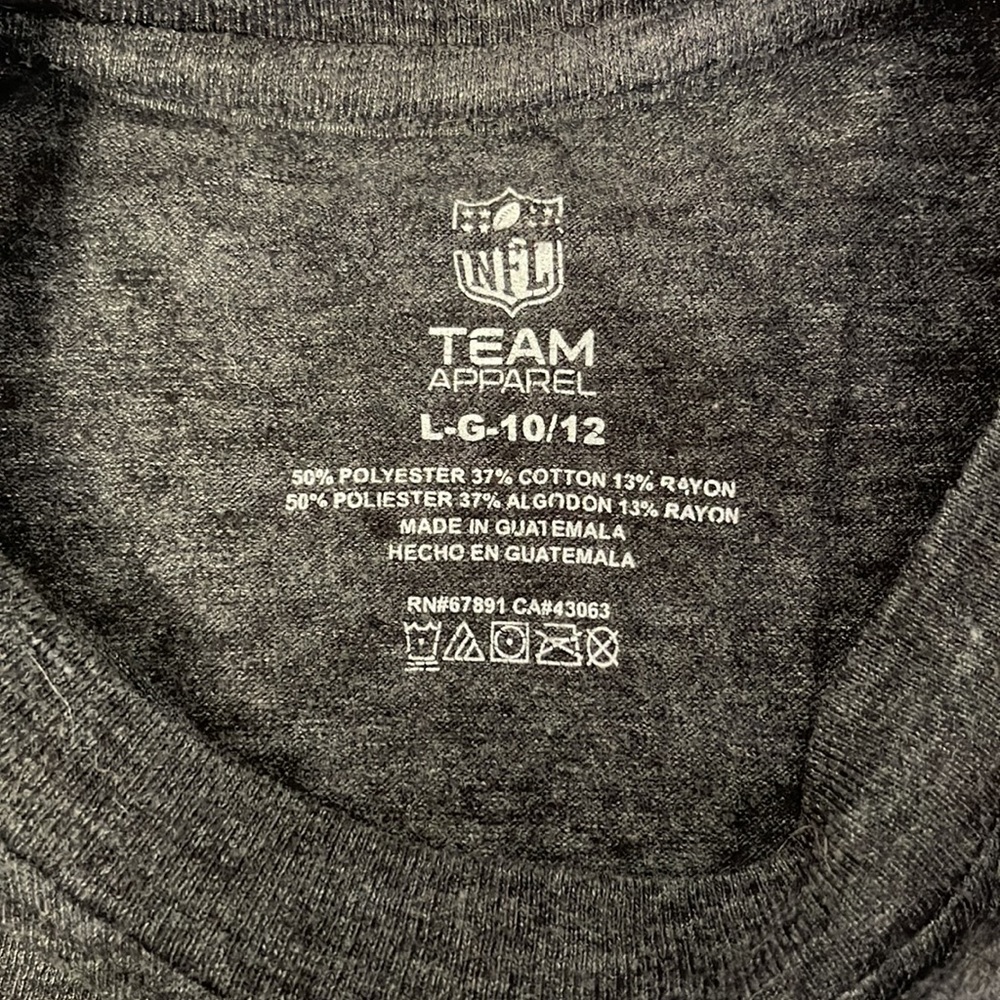 5/$25 ⭐️ Youth Carolina Panthers tee - Picture 4 of 4